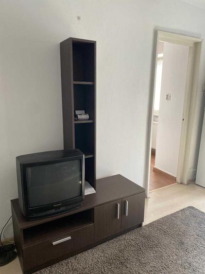 Garsonieră decomandată în Lotrioara