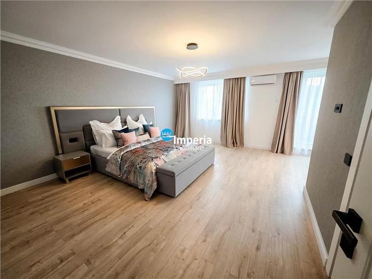 Apartament cu 4 camere decomandat în Semicentral