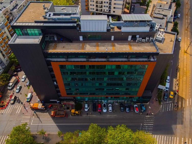 Birou, de 9.9390001296997 mp, în Calea Călărașilor