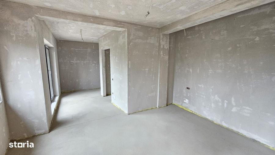 Casă cu 4 camere în Gruia