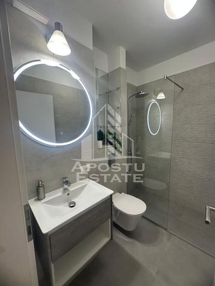 Apartament cu 4 camere decomandat, mobilat în Take Ionescu