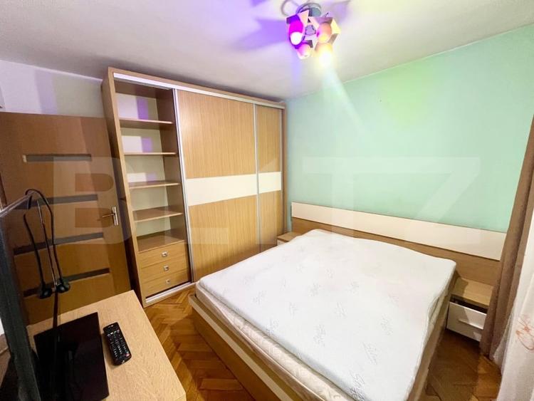 Apartament cu 3 camere decomandat, mobilat în Dacia