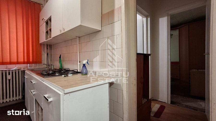 Apartament cu 2 camere decomandat în Grădiște