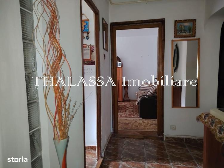 Apartament cu 3 camere decomandat în Lăpuș