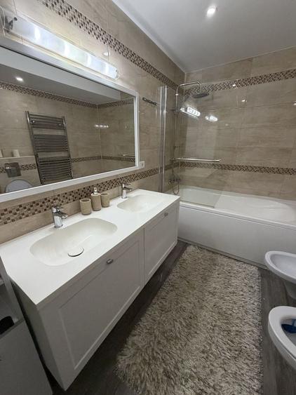 Apartament cu 2 camere în Traian