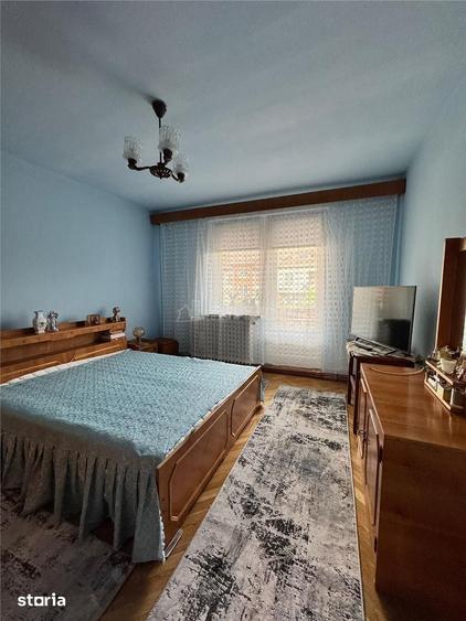 Apartament cu 4 camere în Central