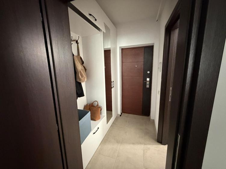 URGENT.Apartament doua camere mobilat si utilat, daua televizoare si parcare - 2