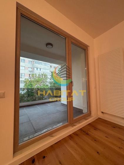 Apartament cu 4 camere decomandat în Iancului