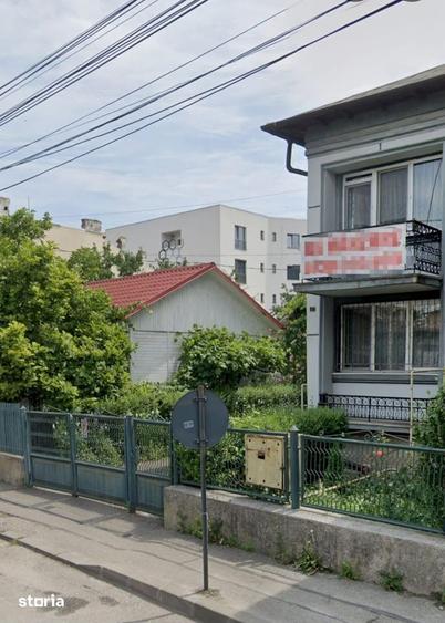 Casă cu 4 camere cu Teren 429 Mp în Calea București