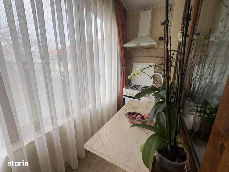 Casă cu 3 camere în Sântandrei