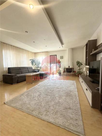 Casă cu Teren 854 Mp în Ovidiu