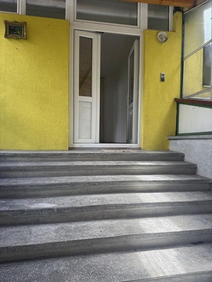 Casă cu 3 camere cu Teren 1000 Mp în Central