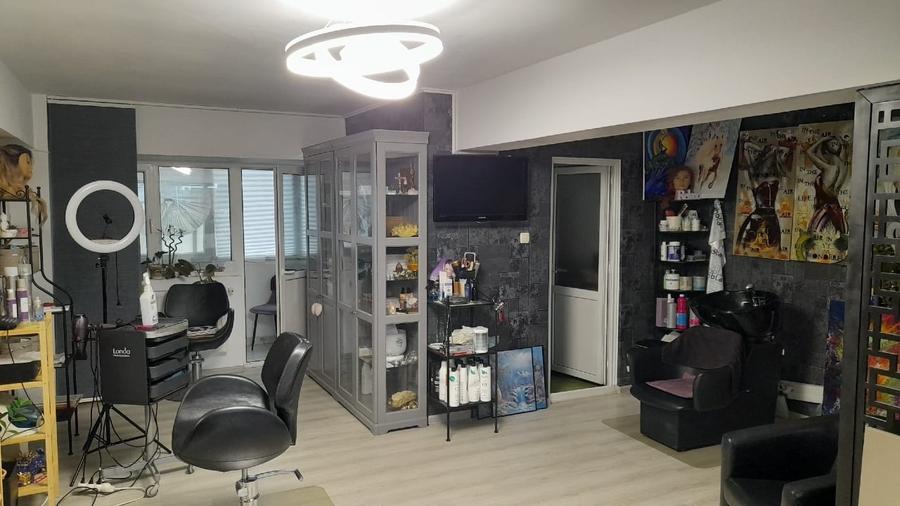 Spațiu comercial, de 42 mp, în Central