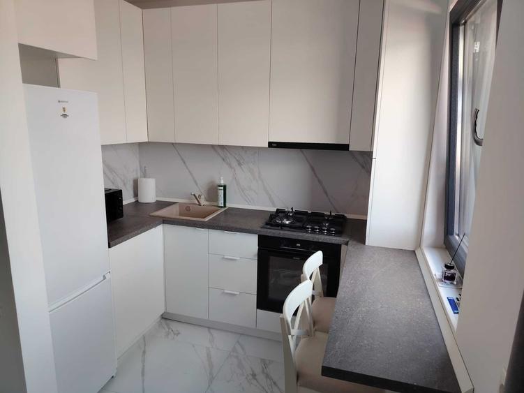 Apartament 2 camere str. Rezervelor + loc de parcare - 6