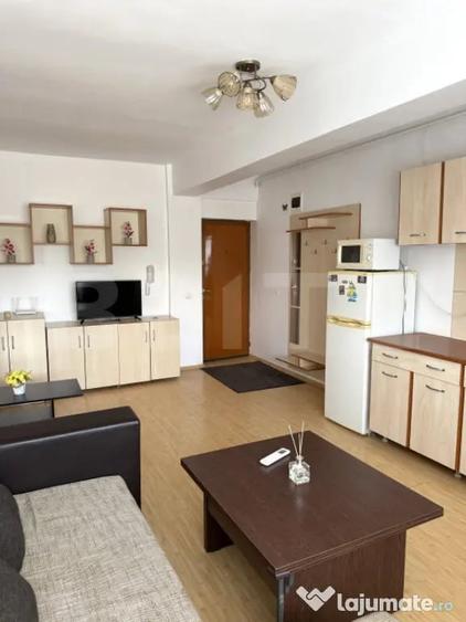 Apartament cu 2 camere semidecomandat în Calea Turzii