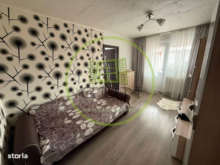 Apartament cu 2 camere semidecomandat, mobilat în Craiovița Nouă