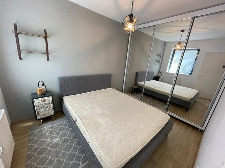 Apartament cu 2 camere decomandat, mobilat în Tineretului