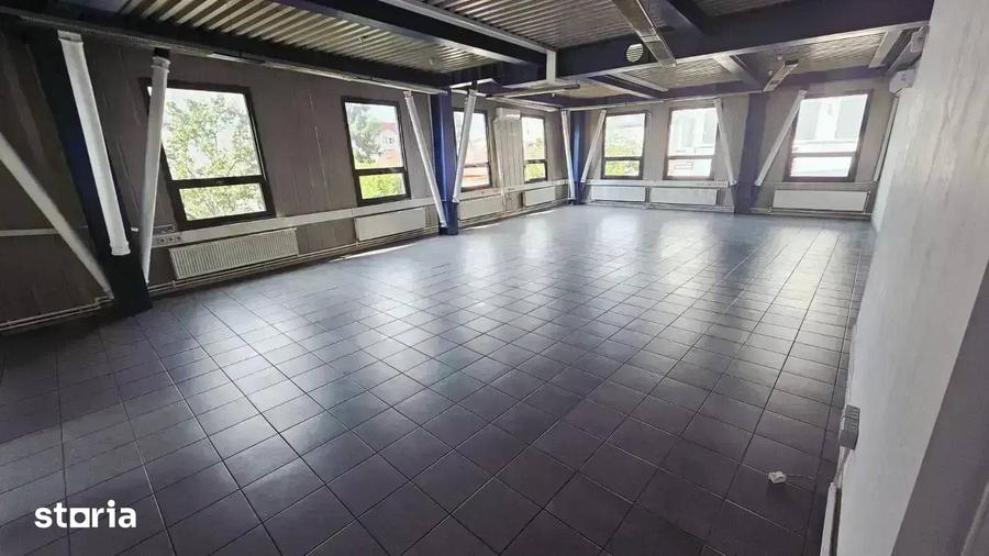 Spațiu comercial, de 370 mp, în Dămăroaia