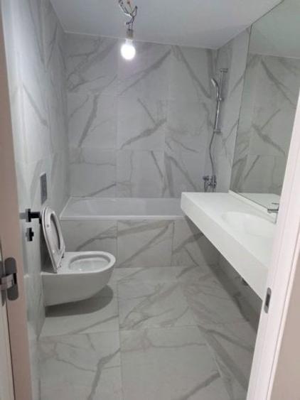 Apartament cu 2 camere semidecomandat în Pipera