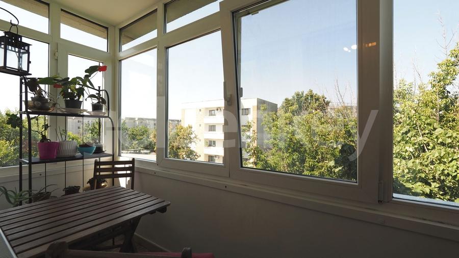 Apartament cu 3 camere decomandat, mobilat în Aviației