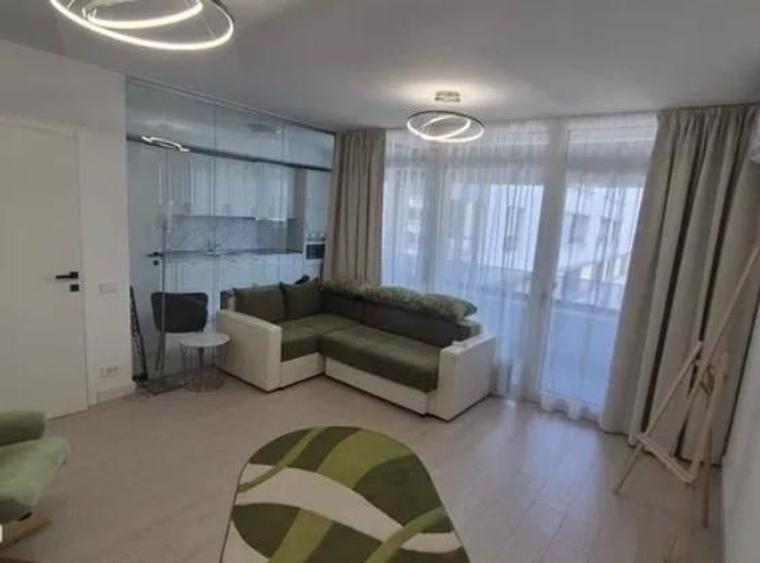 Apartament cu 2 camere semidecomandat, mobilat în Jiului