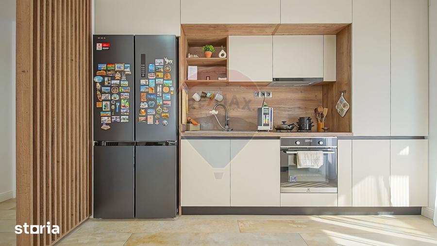 Apartament cu 4 camere în Tractorul