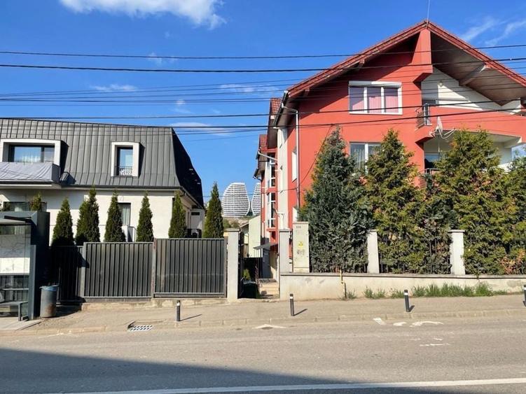 Apartament cu 2 camere decomandat în Bocicău