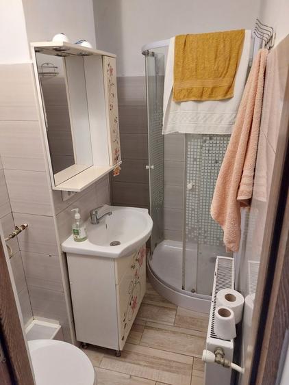 Apartament cu 2 camere nedecomandat în Central