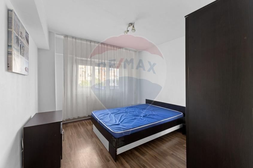 Apartament cu două camere de vânzare - zona Centrală - 4