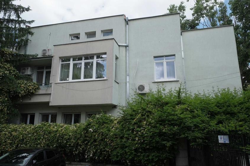 Apartament cu 4 camere decomandat în Ultracentral