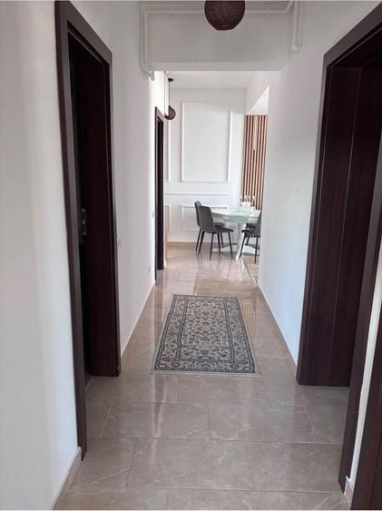 Apartament cu 3 camere decomandat în Prelungirea Ghencea