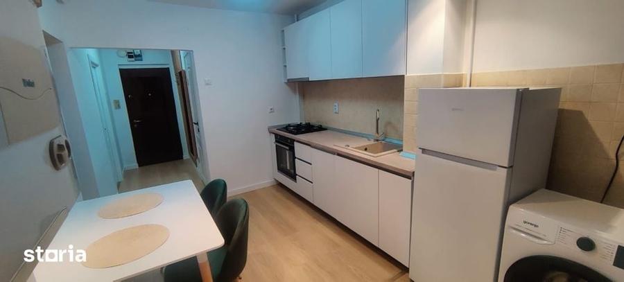 Apartament cu 2 camere decomandat în Scriitorilor