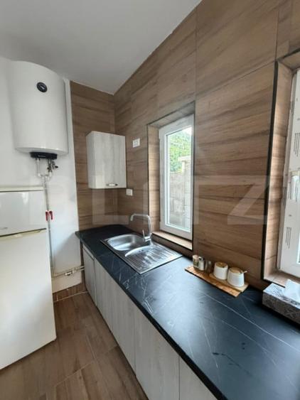 Casă cu 5 camere cu Teren 192 Mp în Central