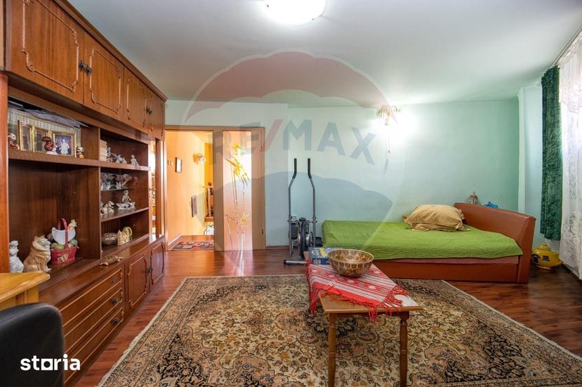 Casă cu 4 camere cu Teren 60 Mp în Bartolomeu