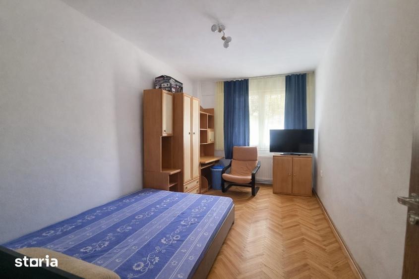 Apartament cu 2 camere decomandat în Gruia