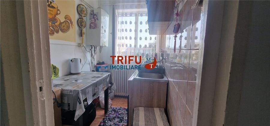 Garsonieră decomandată, mobilată în Ampoi 1
