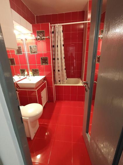 Apartament cu 2 camere decomandat în Tudor