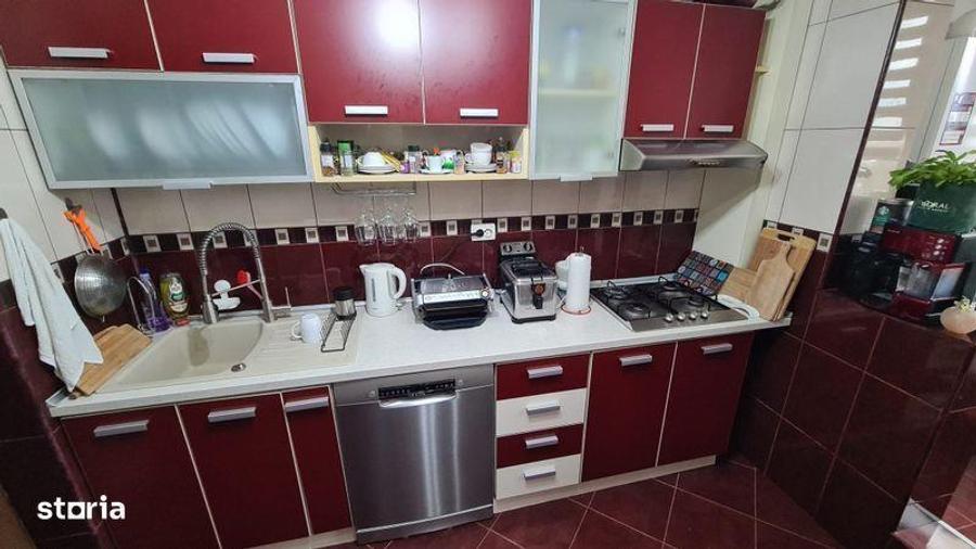 Apartament cu 3 camere, mobilat în Ghencea