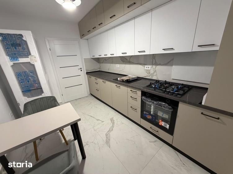 Apartament cu 2 camere decomandat în Galata