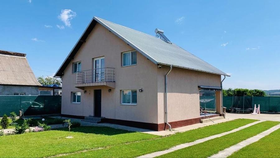Casă cu 4 camere în Udeni-Zăvoi
