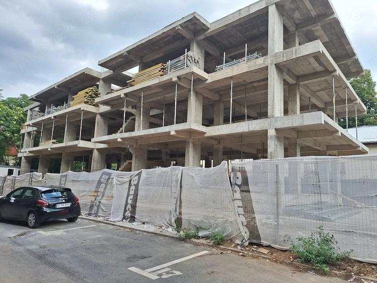 Spațiu comercial, de 283 mp, în Militari