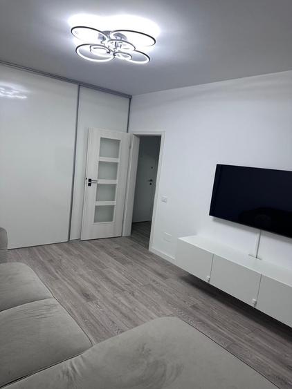 Apartament cu 2 camere decomandat în Dobroești