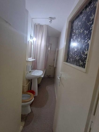 Dacia de vanzare apartament ieftin cu 2 camere etajul 1 - 6