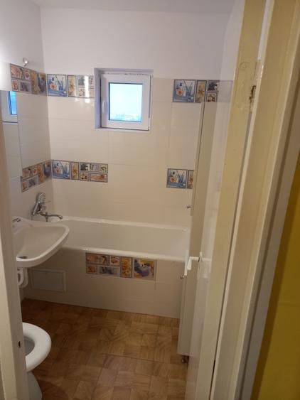Apartament cu 4 camere decomandat în Ultracentral