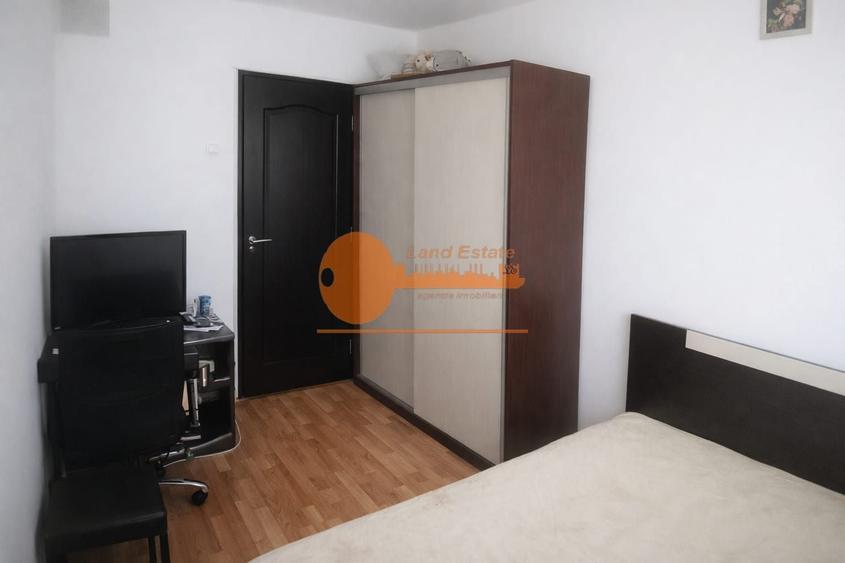 Apartament cu 3 camere decomandat, mobilat în Dristor