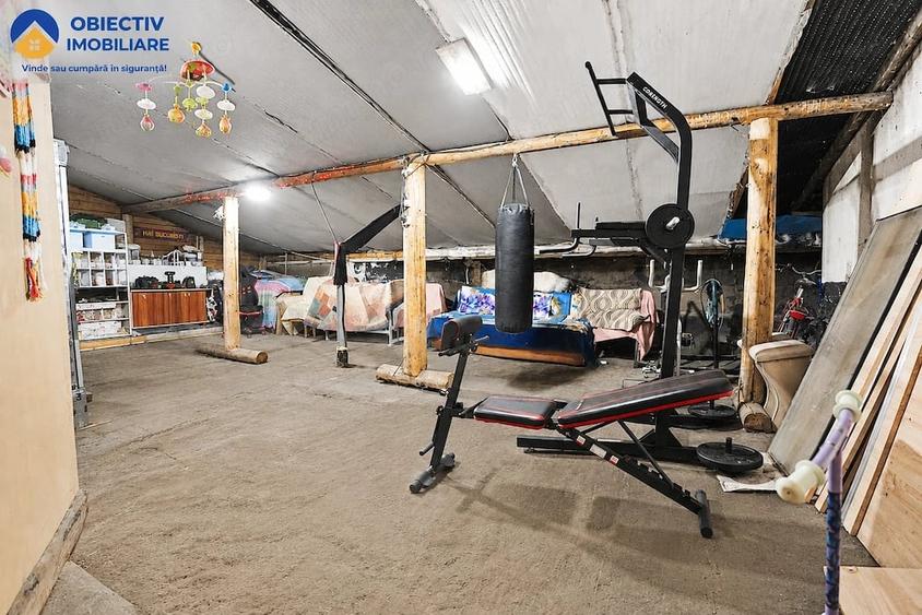 Apartament cu 3 camere semidecomandat în Dărmănești