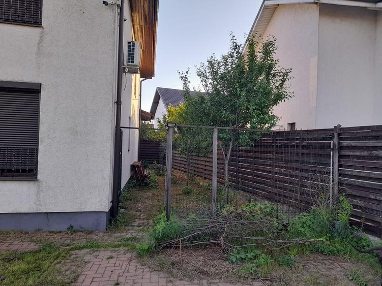 Casă cu 4 camere în Central