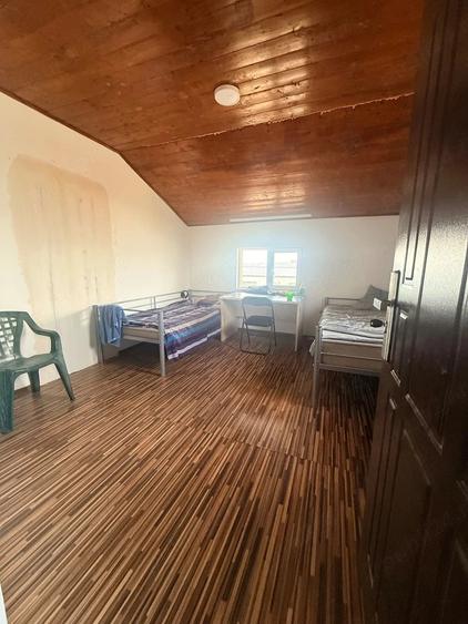 Casă cu 4 camere cu Teren 2300 Mp în Torontalului