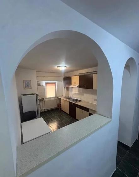 Apartament cu 2 camere decomandat în Filiași