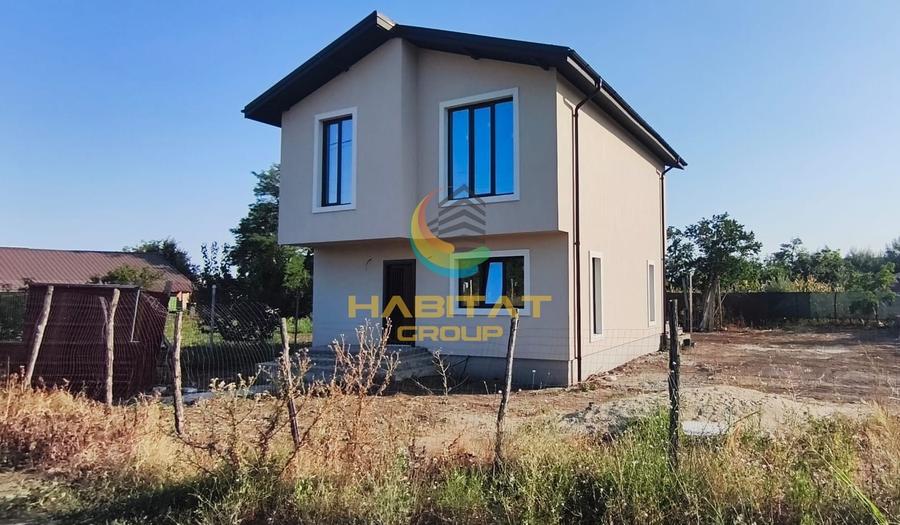 Casă individuală cu 4 camere cu Canalizare în Postăvari